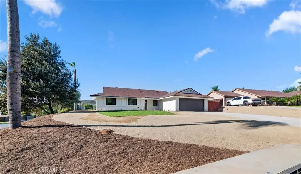 7695 Lakeside Dr, Jurupa Valley, CA 92509 - Image #1