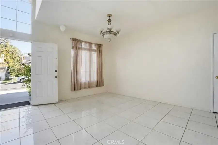 748 Navarro, Corona, CA 92879 - #3