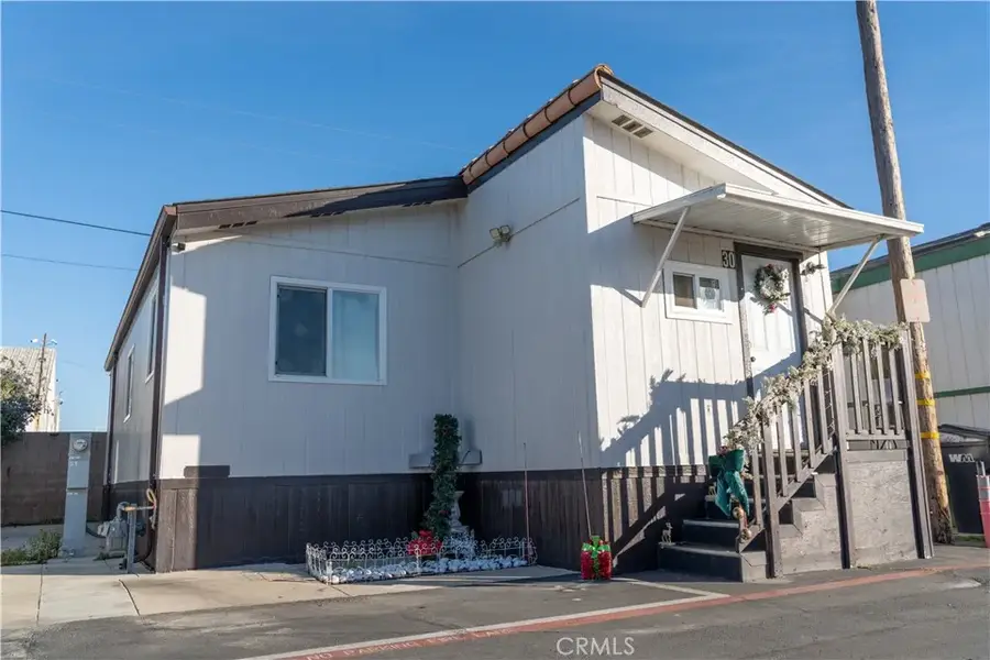 1410 E 6th #30, Corona, CA 92879 - #2
