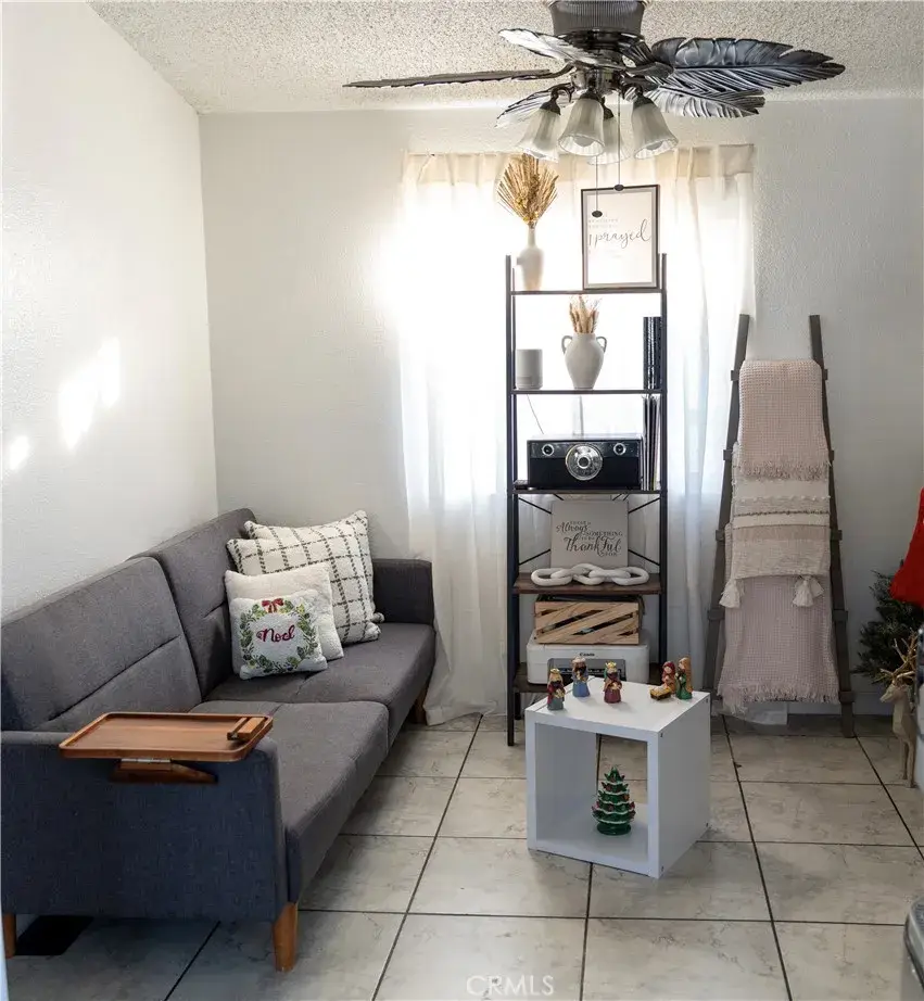 1410 E 6th #30, Corona, CA 92879 - #3