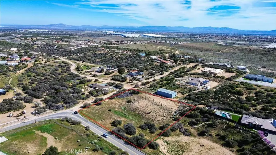 10735 Ranchero Rd, Oak Hills, CA 92344 - #3