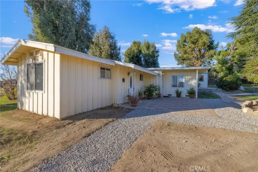 39409 Tokay, Cherry Valley, CA 92223 - Image #3