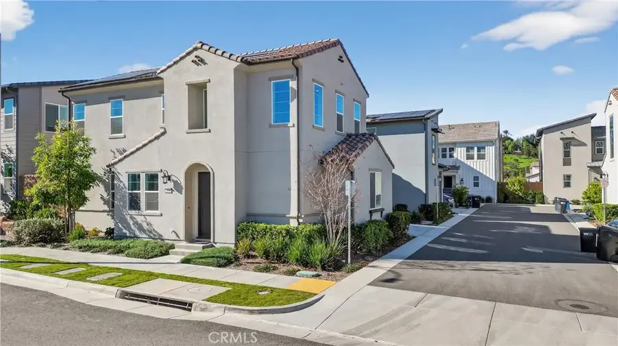 4044 Shada Ln, Corona, CA 92883 - Image #3