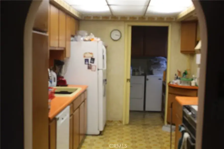 1879 Parkside Drive, San Bernardino, CA 92404 - Image #3