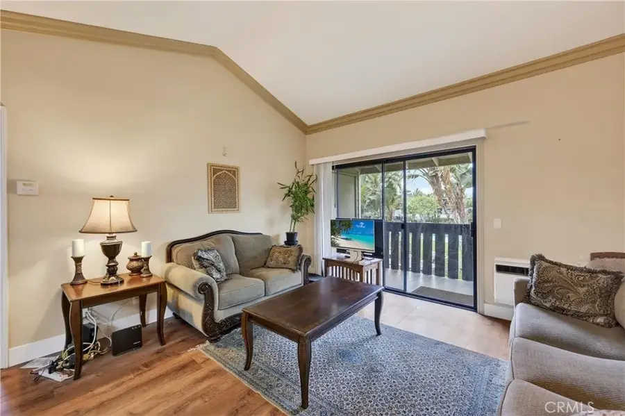 3535 Banbury Drive #94, Riverside, CA 92505 - Image #2