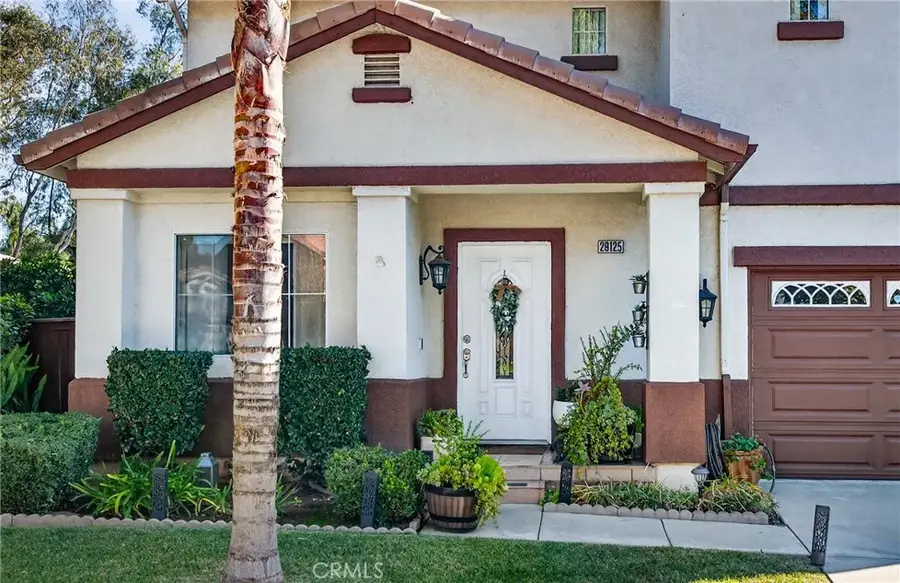 29125 Oak Creek Lane, Highland, CA 92346 - Image #2