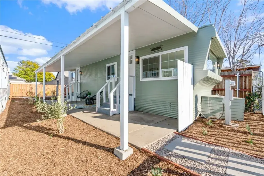 26135 Baseline #18, Highland, CA 92346 - Image #1