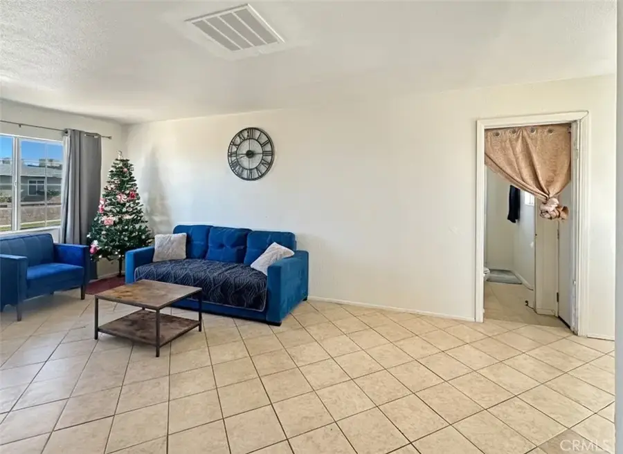 620 Kathleen, Barstow, CA 92311 - Image #3