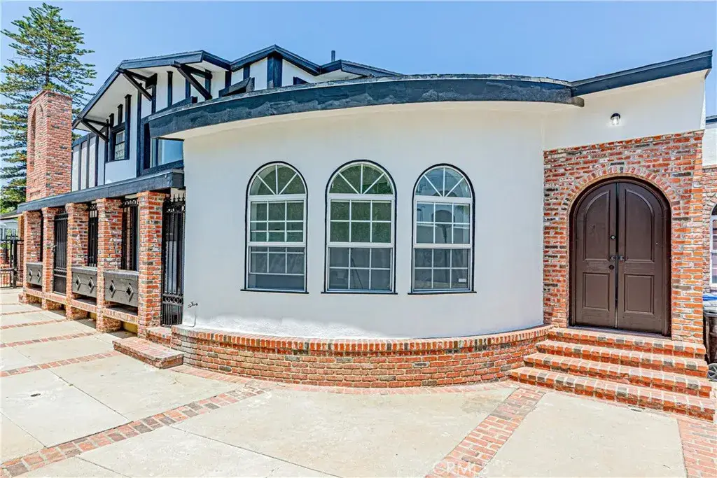 5334 Victoria Ave, Los Angeles, CA 90043 - Image #1