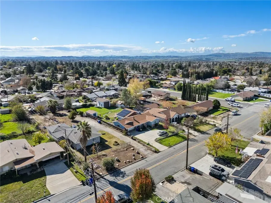 35353 Date Avenue, Yucaipa, CA 92399 - Image #2