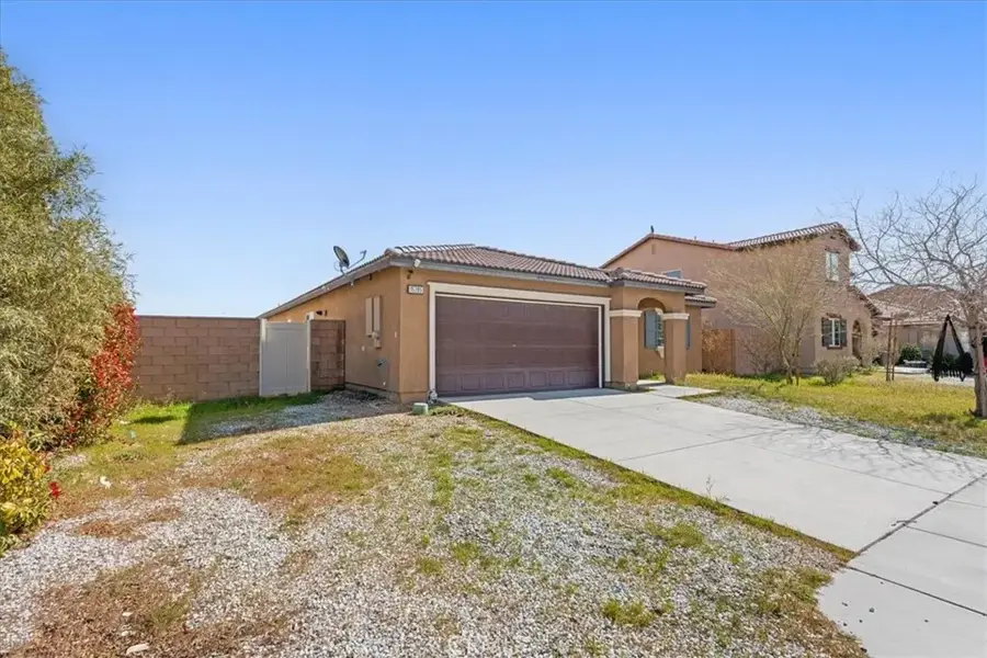 15785 Horizon, Adelanto, CA 92301 - #2