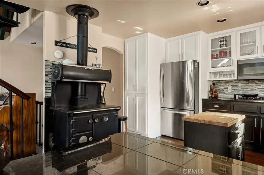 1055 Meadowbrook Drive, Lake Arrowhead, CA 92352 - Image #3