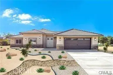 21960 Ramona Avenue, Apple Valley, CA 92307