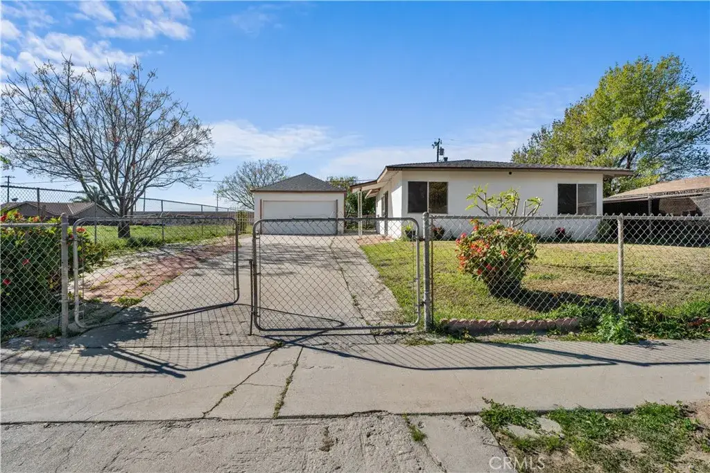 2372 N San Carlo, San Bernardino, CA 92407 - Image #1