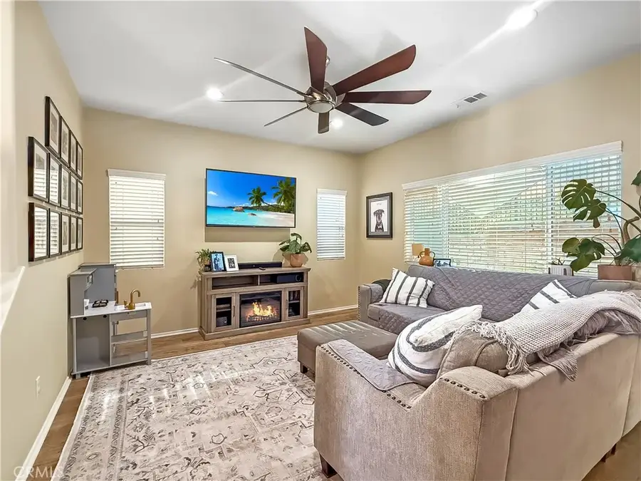 35341 White Camarillo Ln, Fallbrook, CA 92028 - Image #3