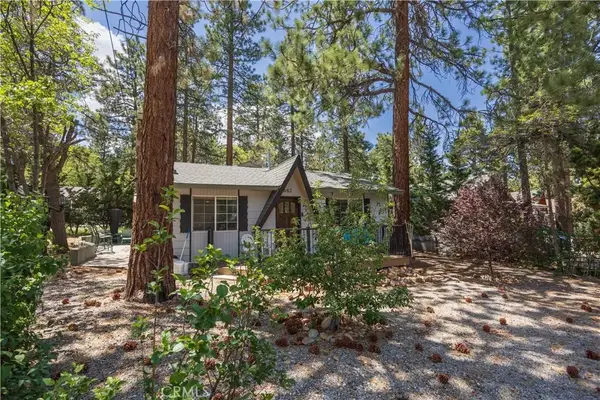 682 Maple Lane, Sugarloaf, CA 92386