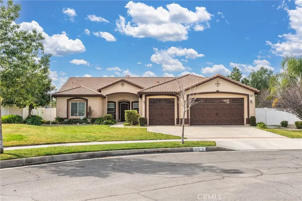 1537 Carmel Court, Redlands, CA 92374 - Image #1