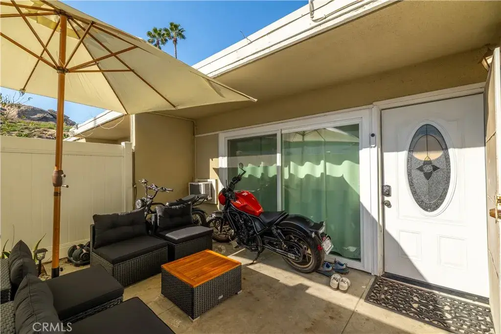 3088 Panorama Rd Unit D, Riverside, CA 92506 - Image #1