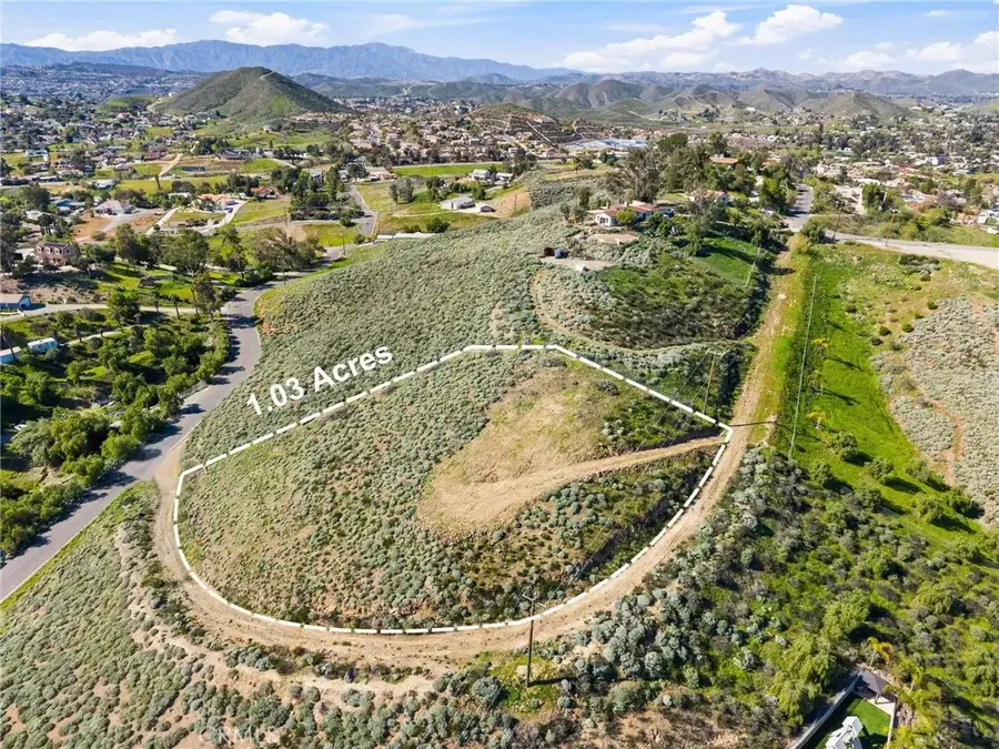 1 Juanita, Menifee, CA 92587 - #2