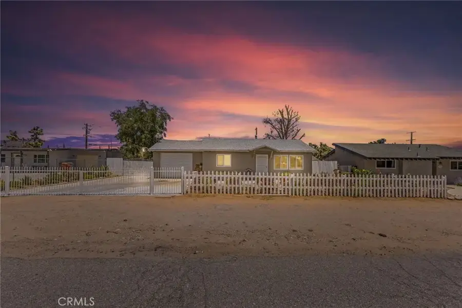 16116 Cajon, Hesperia, CA 92345 - #2