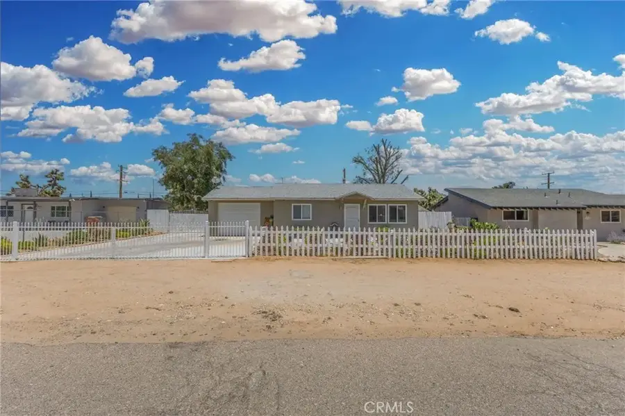 16116 Cajon, Hesperia, CA 92345 - #3