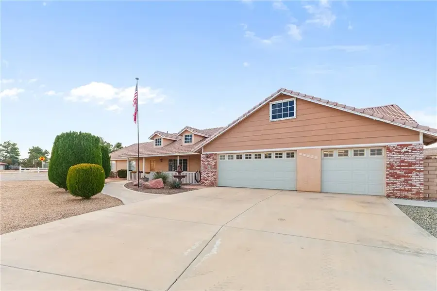 14728 Nokomis, Apple Valley, CA 92307 - Image #3