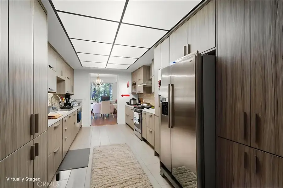 241 S Reeves Drive #302, Beverly Hills, CA 90212 - #2