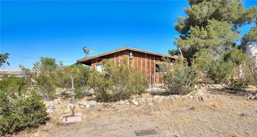 45757 Paddington Road, Lucerne Valley, CA 92356 - Image #3