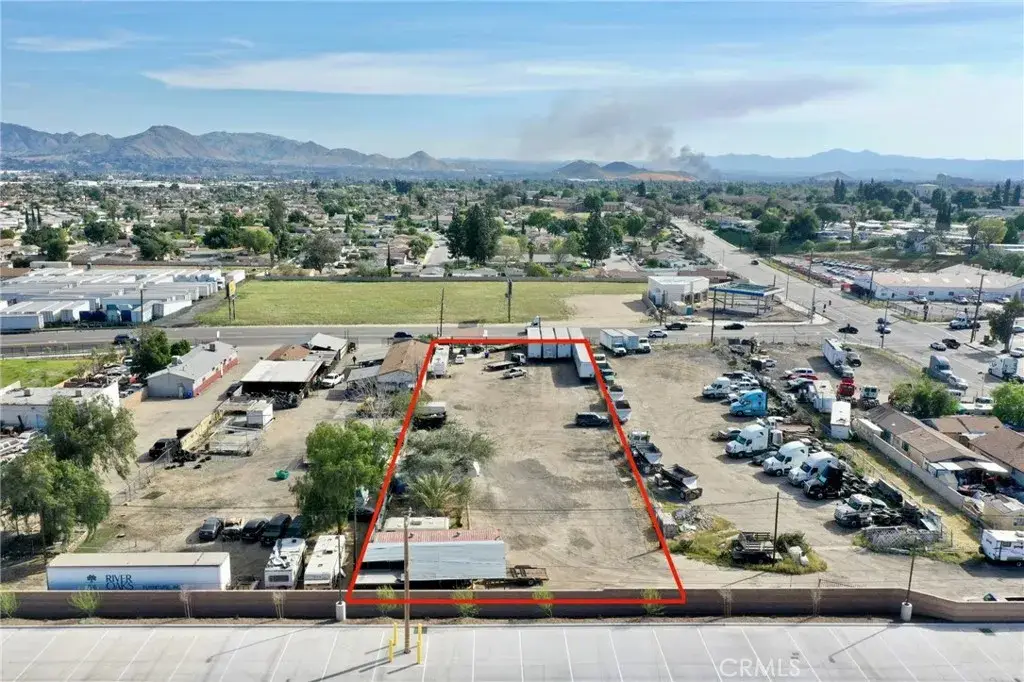 1966 W Rialto, San Bernardino, CA 92410 - #1
