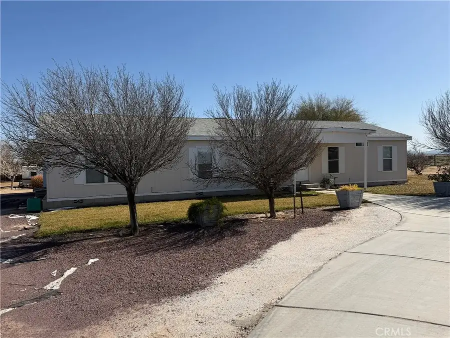 36633 Hidden River, Hinkley, CA 92347 - #2