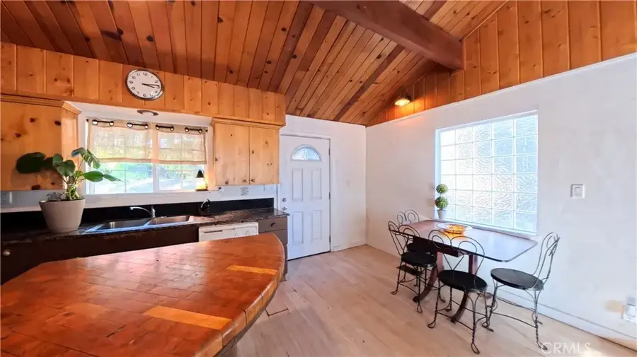 1935 Poplar, Running Springs, CA 92382 - #2