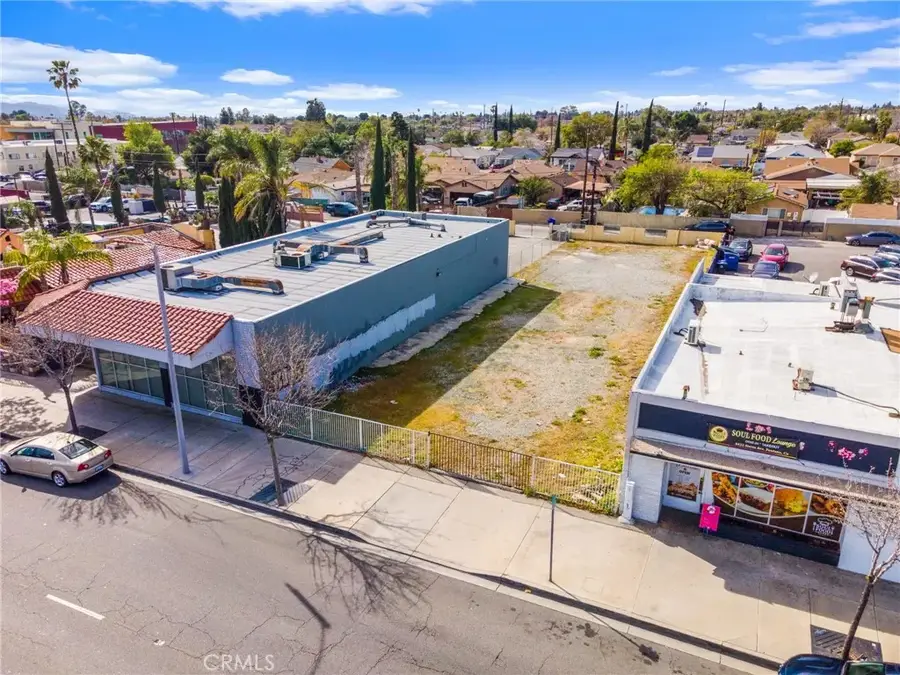 8830 Sierra, Fontana, CA 92335 - #2