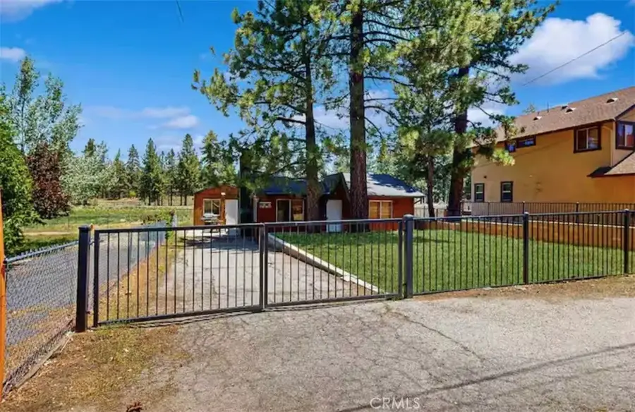 665 Metcalf, Big Bear Lake, CA 92315 - #2