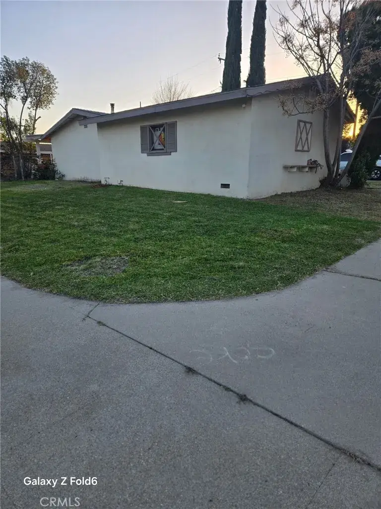 461 W Scott Street, Rialto, CA 92376 - #2