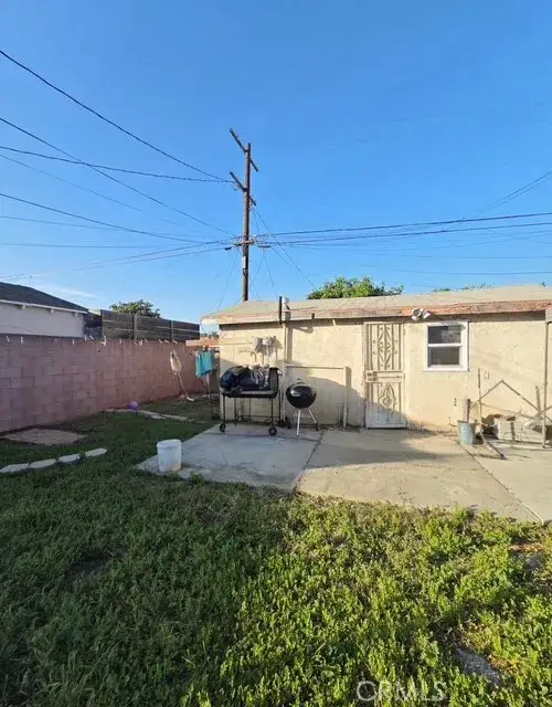 11867 S Broadway, Los Angeles, CA 90061 - Image #2