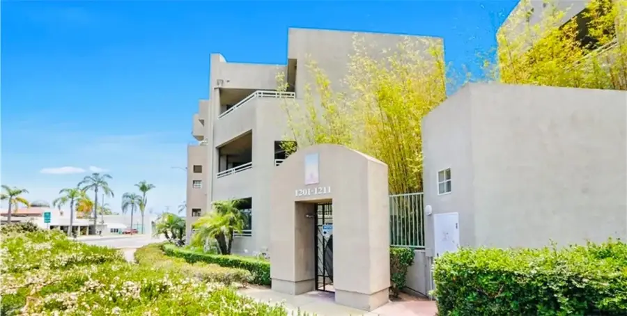 1211 Cabrillo #304, Torrance, CA 90501 - #2