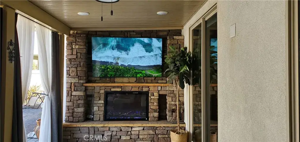 1513 Camino Hidalgo, Hemet, CA 92545 - #1