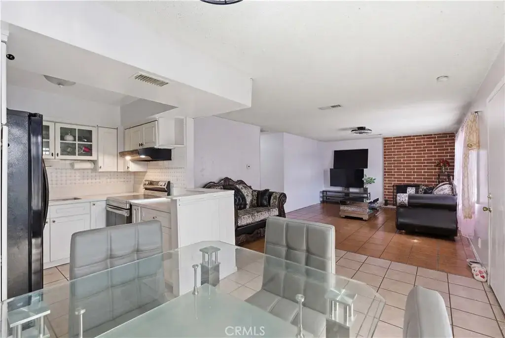 134 S Magnolia #4C, Anaheim, CA 92804 - #1