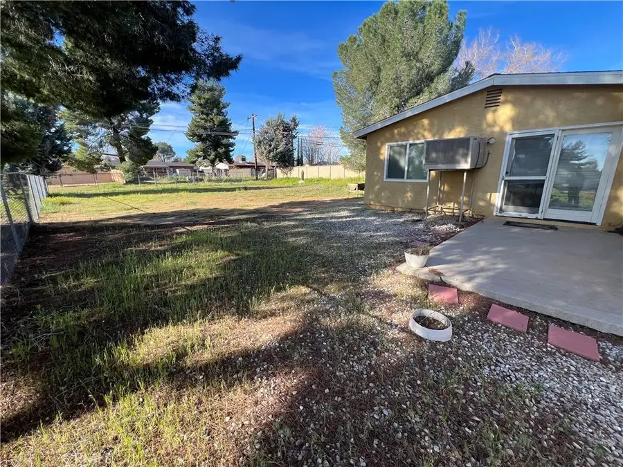 16289 Vine, Hesperia, CA 92345 - #3