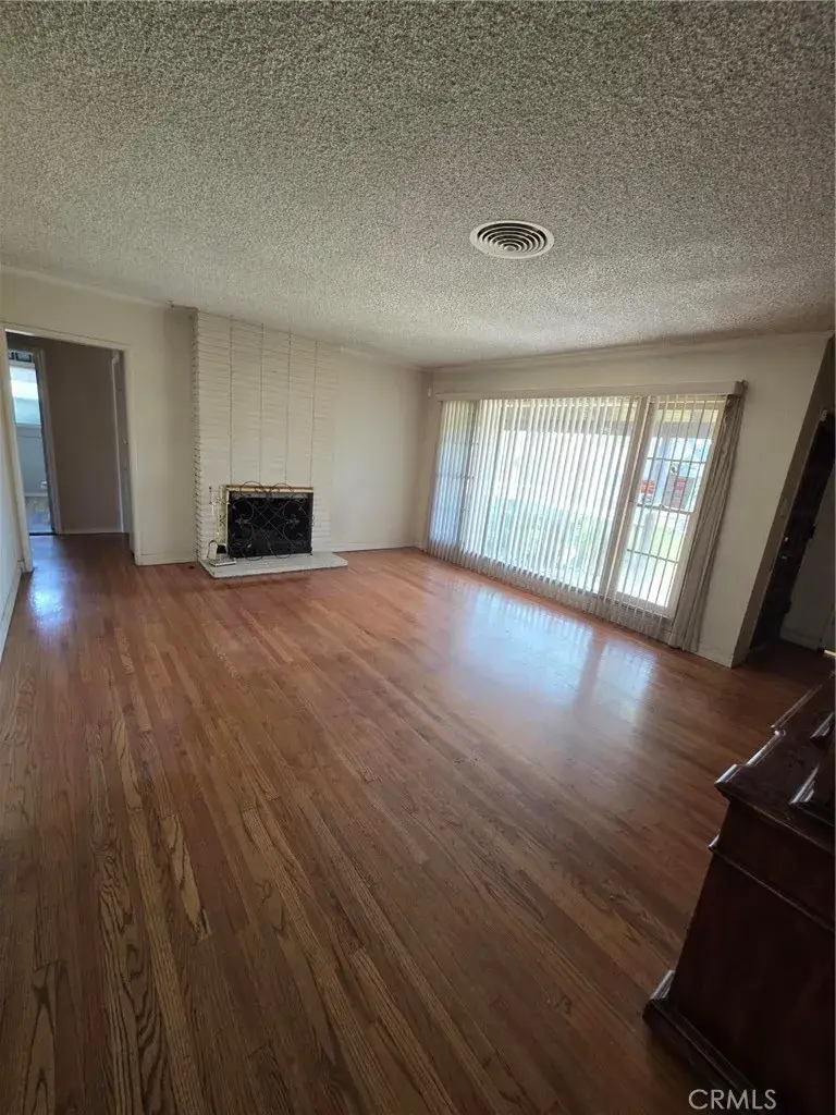 520 Country Club Lane, San Bernardino, CA 92404 - #3