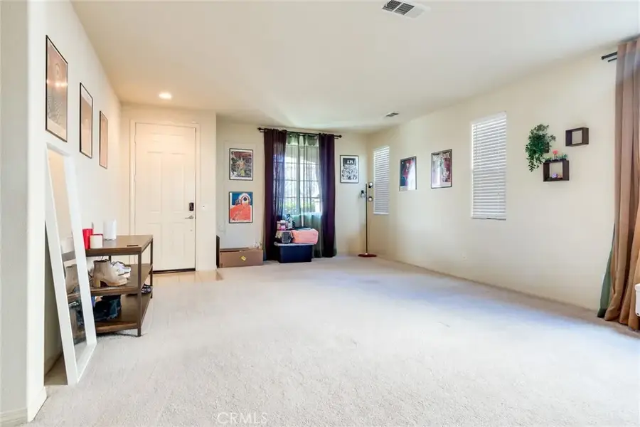 18086 Tanzanite, San Bernardino, CA 92407 - #2