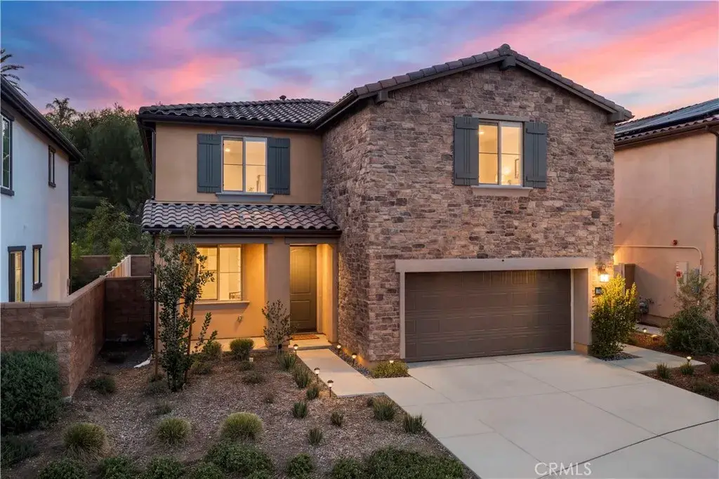 3950 Satsuma, Corona, CA 92883 - #1