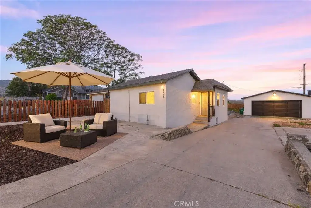 906 N Allen Street, Banning, CA 92220 - #1