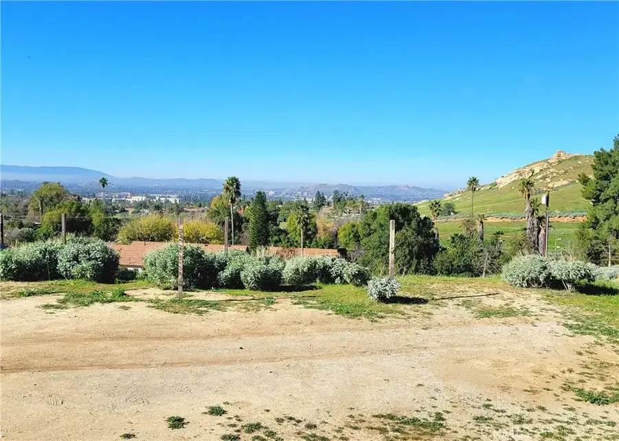 2935 Galaxie Heights, Riverside, CA 92507 - #3