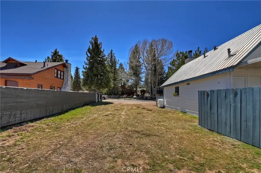 925 W Fairway, Big Bear City, CA 92314 - #3