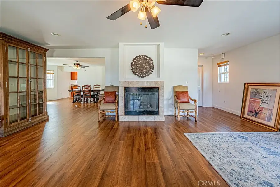 1812 W 48th, Los Angeles, CA 90062 - #3