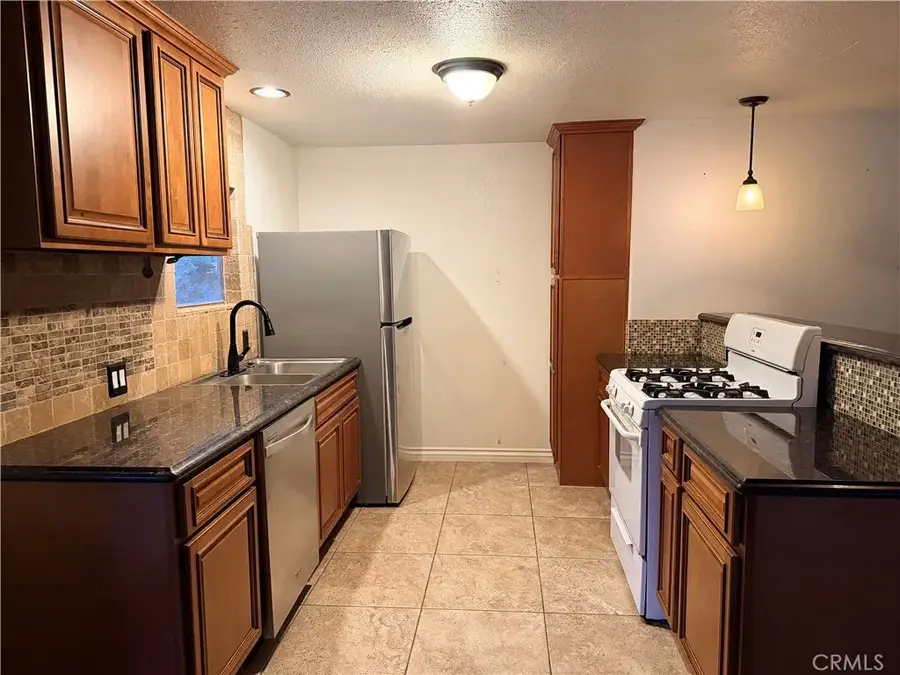 1223 Rose, Mentone, CA 92359 - #3