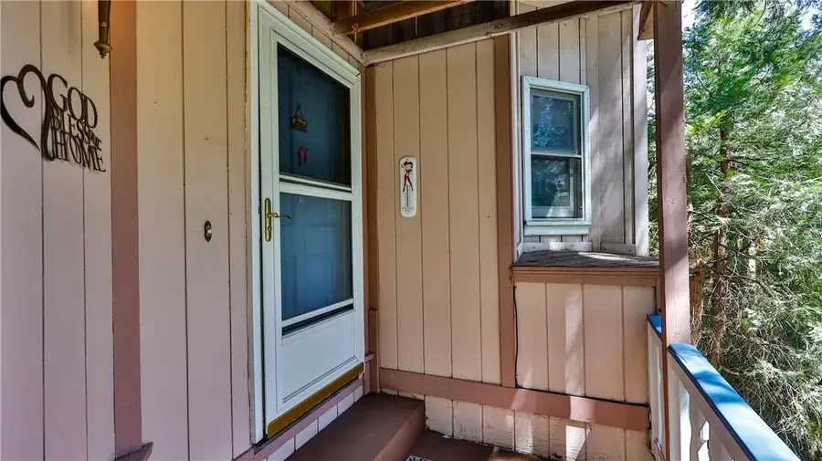 24083 Cresta Drive, Crestline, CA 92325 - #3