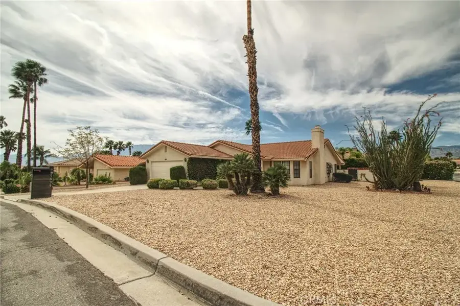 9839 9839 Warwick Dr, Desert Hot Springs, CA 92240 - #2