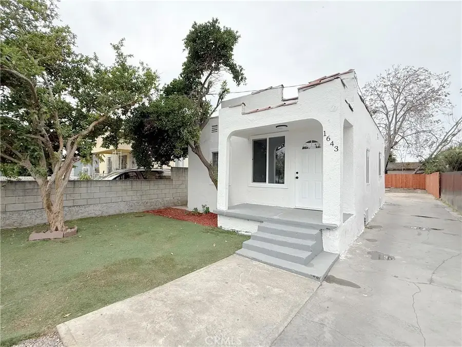 1643 E 115th Street, Los Angeles, CA 90059 - #2